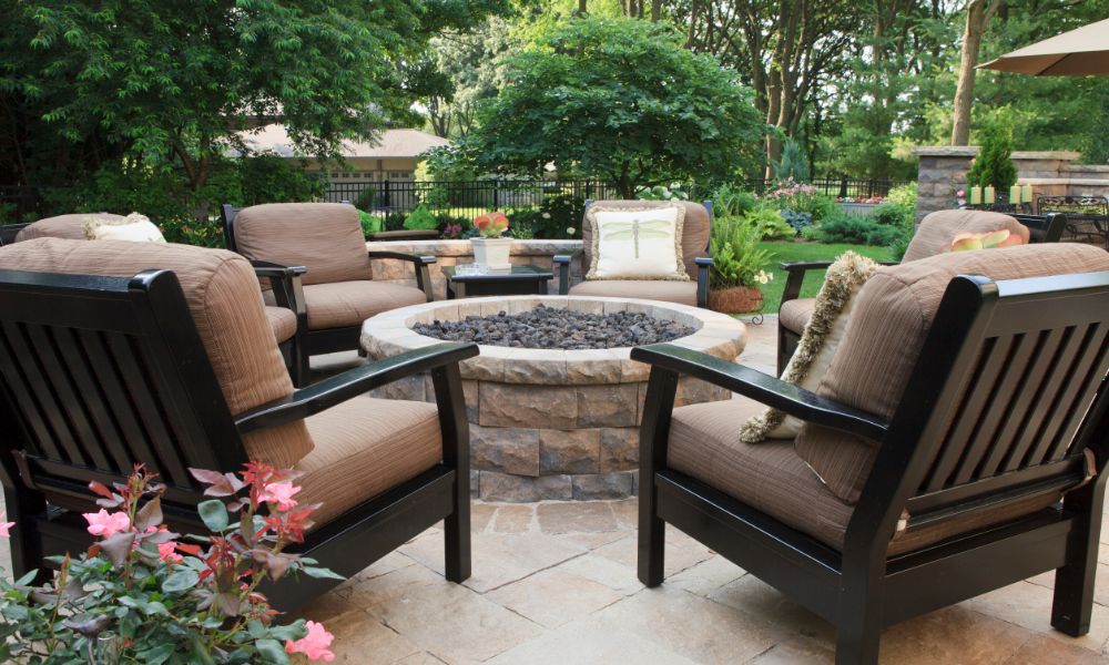 outdoor fire pit